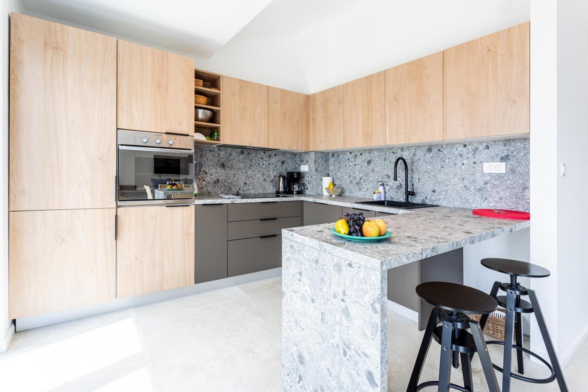 Milisa Residence Примоштен Экстерьер фото